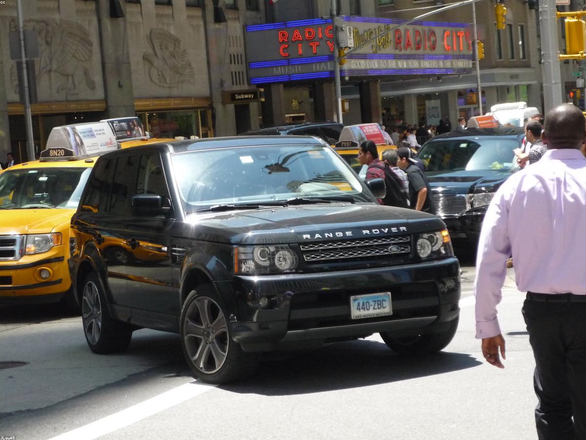 SUV preto de luxo para transfer em Nova York